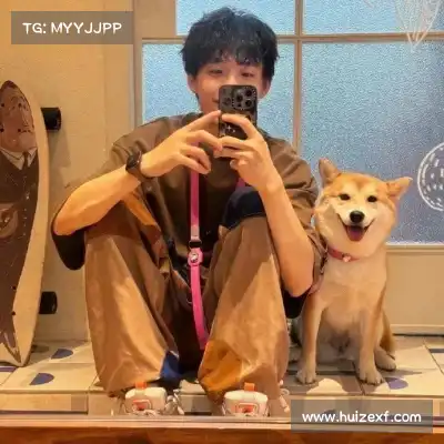 薄发华
